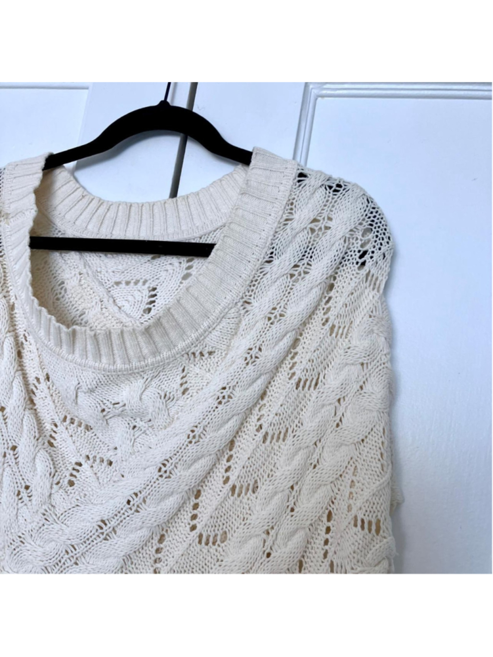 Mudd Cozy Boho Cream Knit Fringed Poncho (OS) - Picture 4 of 4